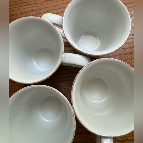 Cambria by POTTERY BARN handcrafted mugs set of 4 - Picture 5 of 7